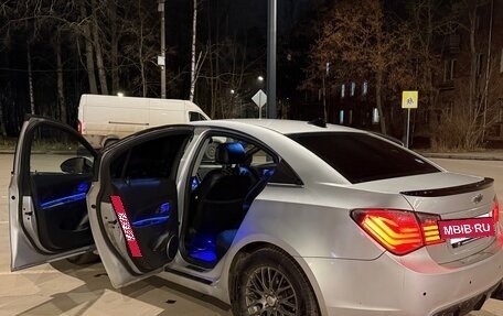 Chevrolet Cruze II, 2012 год, 835 000 рублей, 10 фотография