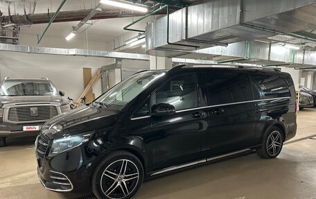 Mercedes-Benz V-Класс, 2024 год, 39 500 000 рублей, 2 фотография