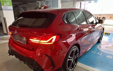 BMW 1 серия, 2019 год, 2 700 000 рублей, 4 фотография