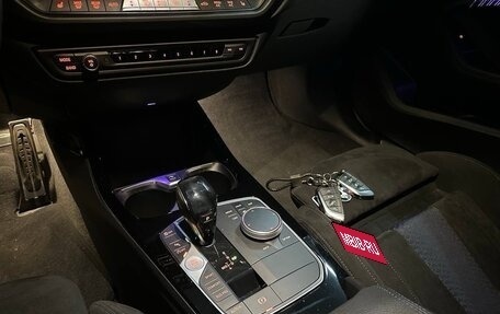 BMW 1 серия, 2019 год, 2 700 000 рублей, 8 фотография