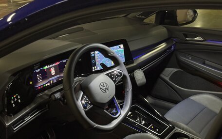 Volkswagen Golf R, 2023 год, 6 400 000 рублей, 11 фотография