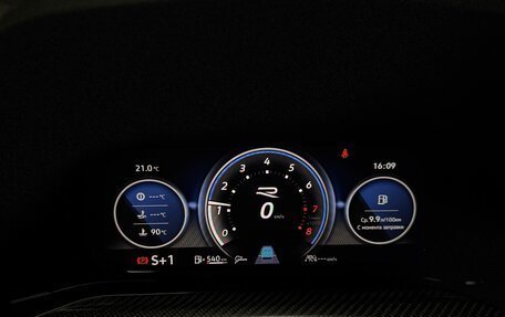 Volkswagen Golf R, 2023 год, 6 400 000 рублей, 18 фотография