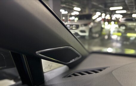 Volkswagen Golf R, 2023 год, 6 400 000 рублей, 20 фотография