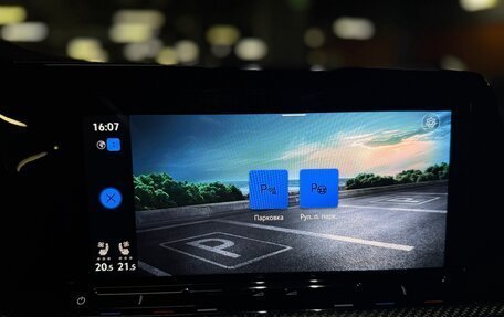 Volkswagen Golf R, 2023 год, 6 400 000 рублей, 23 фотография