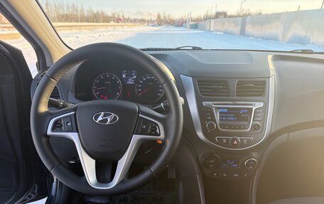 Hyundai Solaris II рестайлинг, 2016 год, 930 000 рублей, 5 фотография