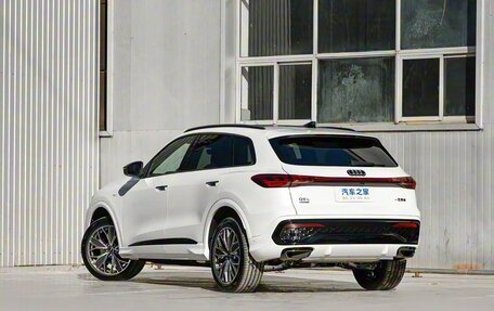 Audi Q5, 2025 год, 7 399 000 рублей, 4 фотография