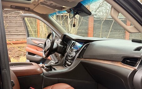 Cadillac Escalade IV, 2016 год, 4 500 000 рублей, 14 фотография