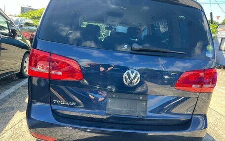 Volkswagen Touran III, 2012 год, 1 100 000 рублей, 8 фотография