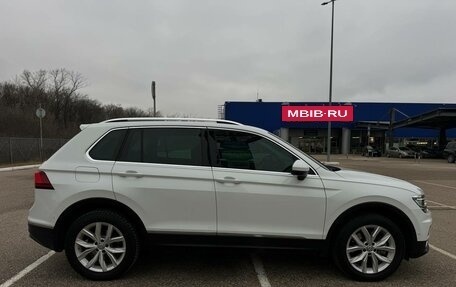 Volkswagen Tiguan II, 2017 год, 2 790 000 рублей, 7 фотография