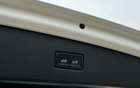 Volkswagen Tiguan II, 2017 год, 2 790 000 рублей, 28 фотография