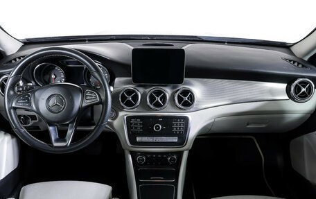 Mercedes-Benz GLA, 2017 год, 2 199 000 рублей, 13 фотография