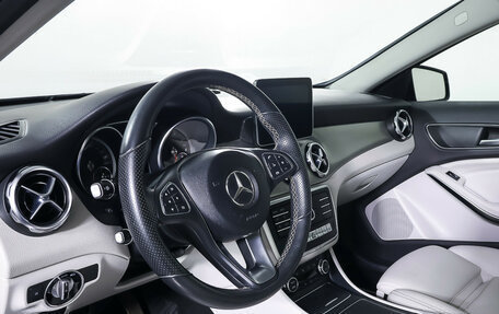 Mercedes-Benz GLA, 2017 год, 2 199 000 рублей, 14 фотография