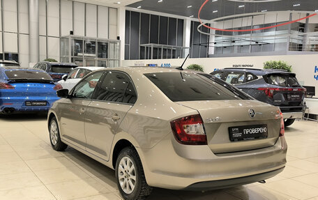 Skoda Rapid I, 2018 год, 1 220 000 рублей, 8 фотография