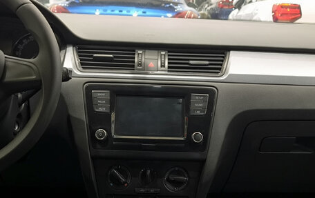 Skoda Rapid I, 2018 год, 1 220 000 рублей, 18 фотография