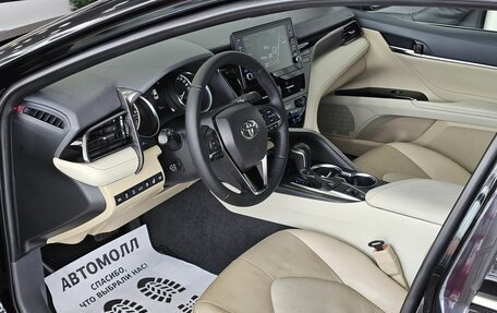 Toyota Camry, 2018 год, 3 089 000 рублей, 10 фотография