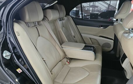 Toyota Camry, 2018 год, 3 089 000 рублей, 18 фотография