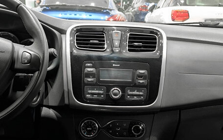 Renault Sandero II рестайлинг, 2017 год, 750 000 рублей, 19 фотография