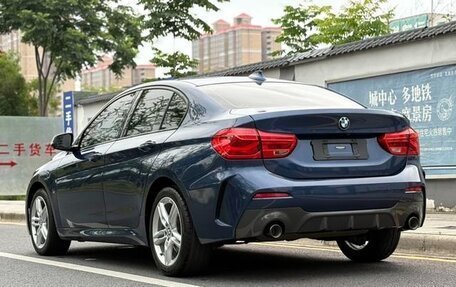 BMW 1 серия, 2022 год, 1 790 000 рублей, 7 фотография