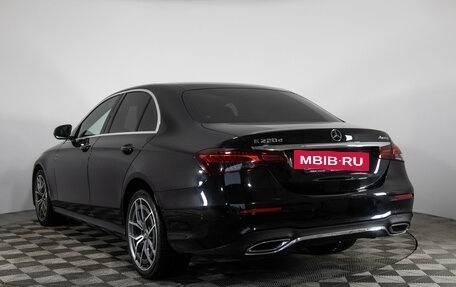 Mercedes-Benz E-Класс, 2020 год, 3 899 000 рублей, 10 фотография