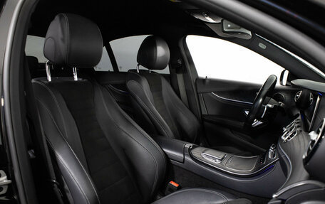 Mercedes-Benz E-Класс, 2020 год, 3 899 000 рублей, 18 фотография