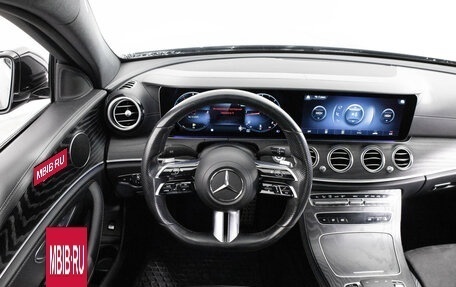 Mercedes-Benz E-Класс, 2020 год, 3 899 000 рублей, 19 фотография