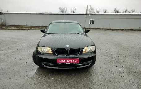 BMW 1 серия, 2010 год, 960 000 рублей, 1 фотография