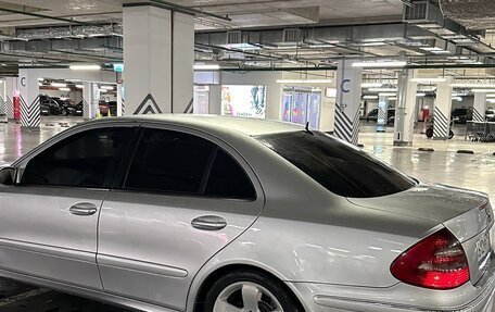 Mercedes-Benz E-Класс, 2002 год, 700 000 рублей, 2 фотография