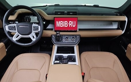 Land Rover Defender II, 2024 год, 11 390 000 рублей, 5 фотография