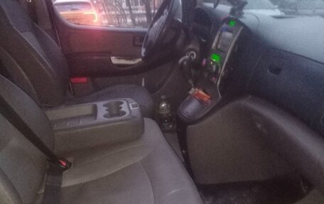 Hyundai Grand Starex Grand Starex I рестайлинг 2, 2009 год, 1 100 000 рублей, 7 фотография