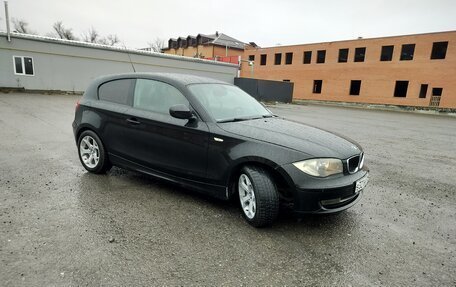 BMW 1 серия, 2010 год, 960 000 рублей, 2 фотография