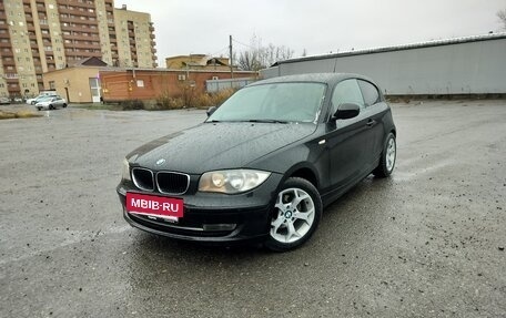 BMW 1 серия, 2010 год, 960 000 рублей, 8 фотография