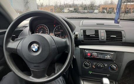 BMW 1 серия, 2010 год, 960 000 рублей, 14 фотография