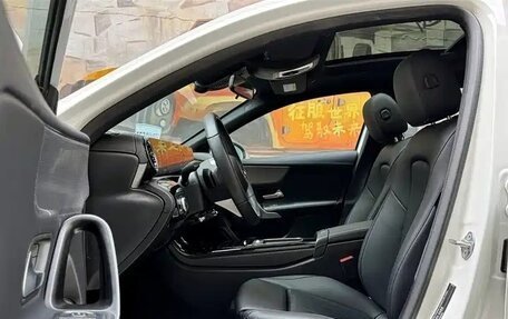 Mercedes-Benz A-Класс, 2024 год, 2 700 000 рублей, 11 фотография