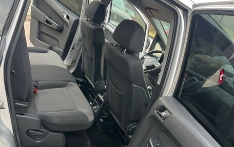 Opel Zafira B, 2013 год, 690 000 рублей, 15 фотография