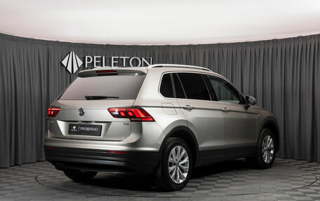 Volkswagen Tiguan II, 2017 год, 1 840 000 рублей, 5 фотография