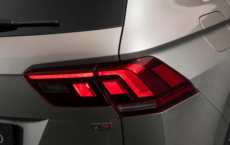 Volkswagen Tiguan II, 2017 год, 1 840 000 рублей, 26 фотография