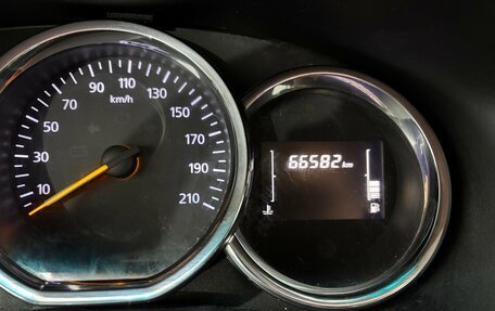 Renault Logan II, 2018 год, 719 000 рублей, 16 фотография