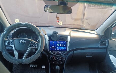 Hyundai Solaris II рестайлинг, 2014 год, 1 170 000 рублей, 9 фотография