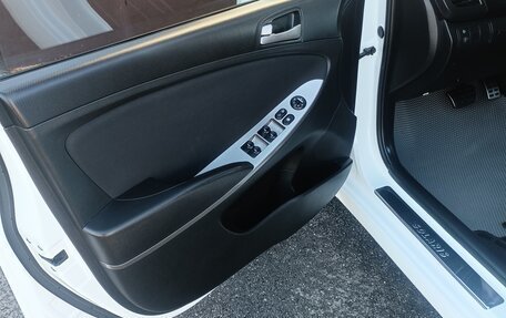 Hyundai Solaris II рестайлинг, 2014 год, 1 170 000 рублей, 14 фотография