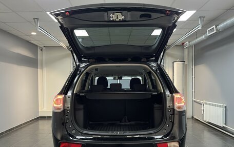 Mitsubishi Outlander III рестайлинг 3, 2014 год, 1 530 000 рублей, 7 фотография