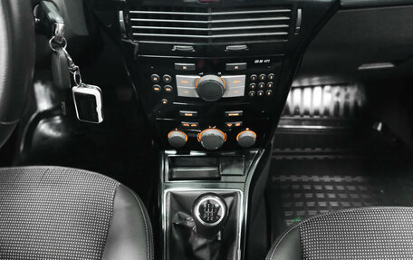 Opel Astra H, 2013 год, 740 000 рублей, 24 фотография