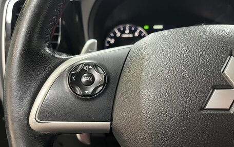 Mitsubishi Outlander III рестайлинг 3, 2014 год, 1 530 000 рублей, 18 фотография