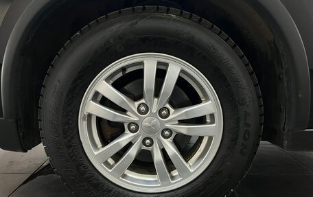 Mitsubishi Outlander III рестайлинг 3, 2014 год, 1 530 000 рублей, 24 фотография