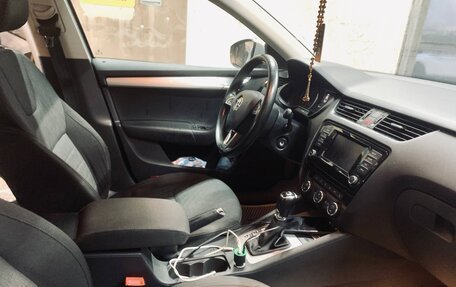 Skoda Octavia, 2014 год, 930 000 рублей, 9 фотография