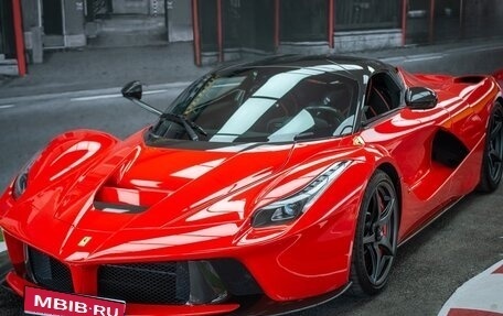 Ferrari LaFerrari, 2014 год, 500 000 000 рублей, 1 фотография