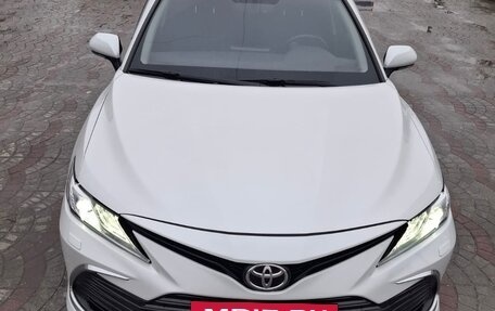Toyota Camry, 2021 год, 3 000 000 рублей, 2 фотография