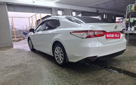 Toyota Camry, 2021 год, 3 000 000 рублей, 8 фотография