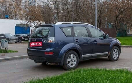 Mitsubishi Outlander III рестайлинг 3, 2007 год, 700 000 рублей, 8 фотография