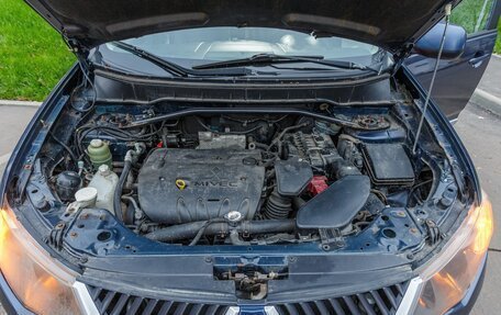 Mitsubishi Outlander III рестайлинг 3, 2007 год, 700 000 рублей, 18 фотография