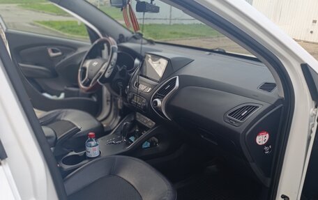 Hyundai ix35 I рестайлинг, 2013 год, 1 200 000 рублей, 6 фотография